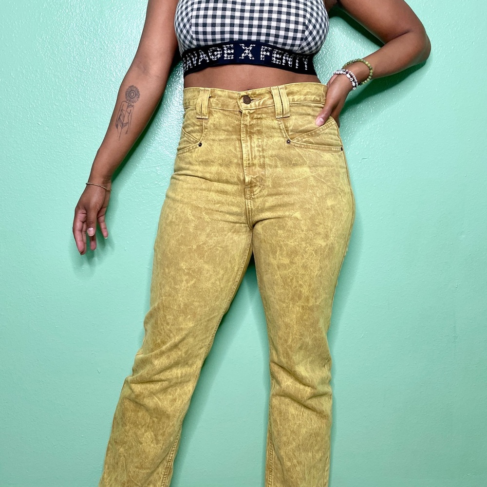 BDG Urban Outfitters Jeans Acid Wash Yellow Women's size 30/Medium
